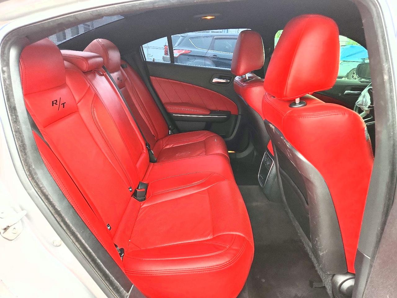 Dodge Charger R