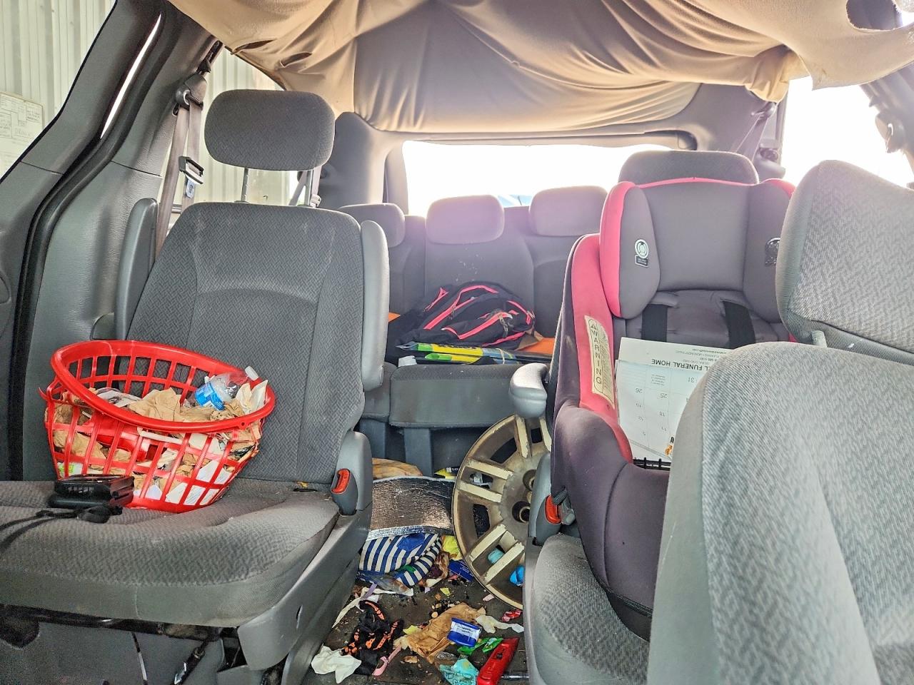 Dodge Caravan Se