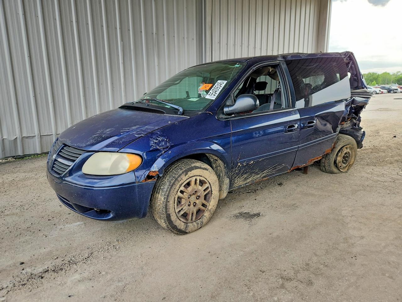Salvage Dodge Caravan Image