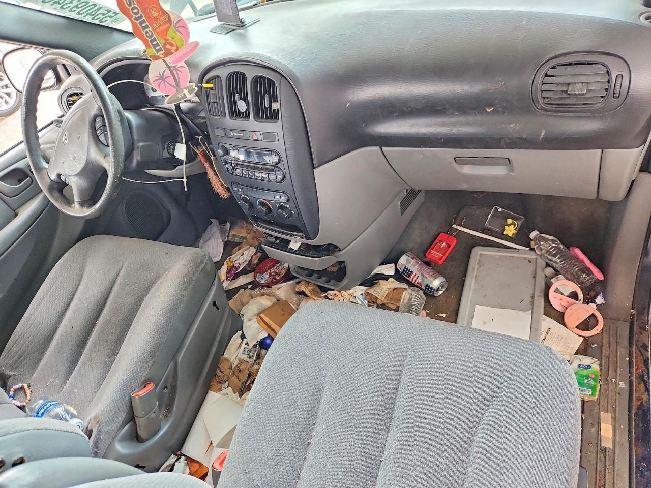 Dodge Caravan Se