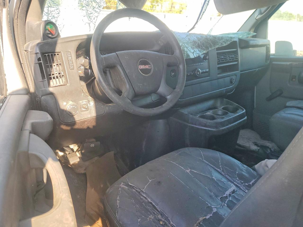 GMC Savana Cutaway G3500