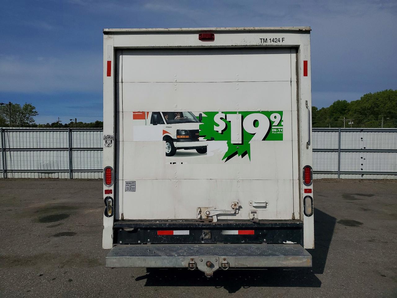 GMC Savana Cutaway G3500