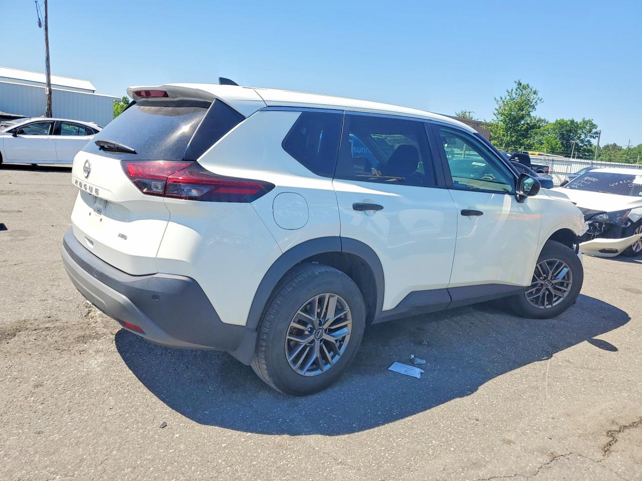 Nissan Rogue S