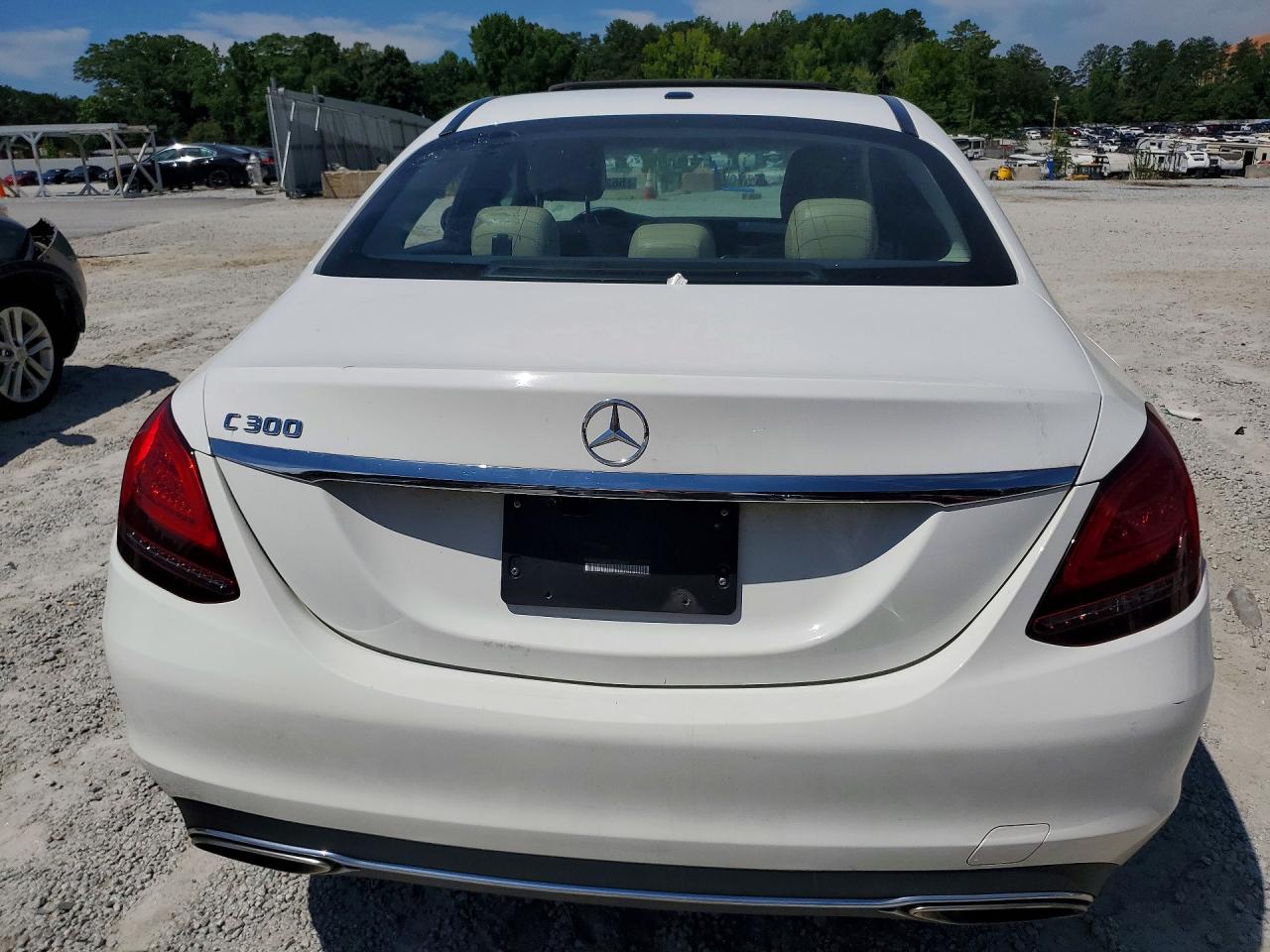 Mercedes-Benz C-Class 300