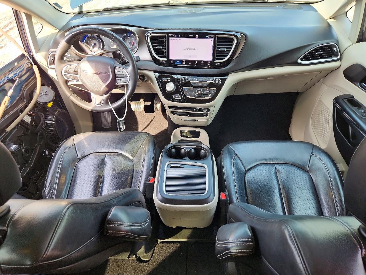 Chrysler Pacifica Touring L