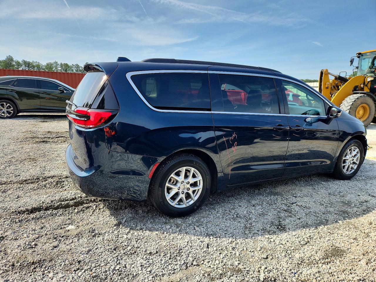 Chrysler Pacifica Touring L