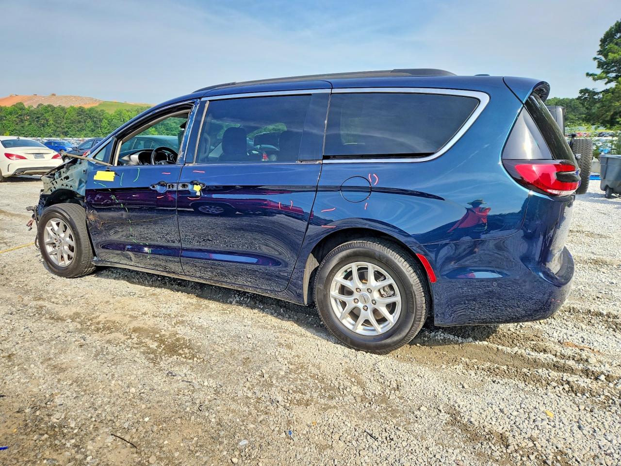 Chrysler Pacifica Touring L