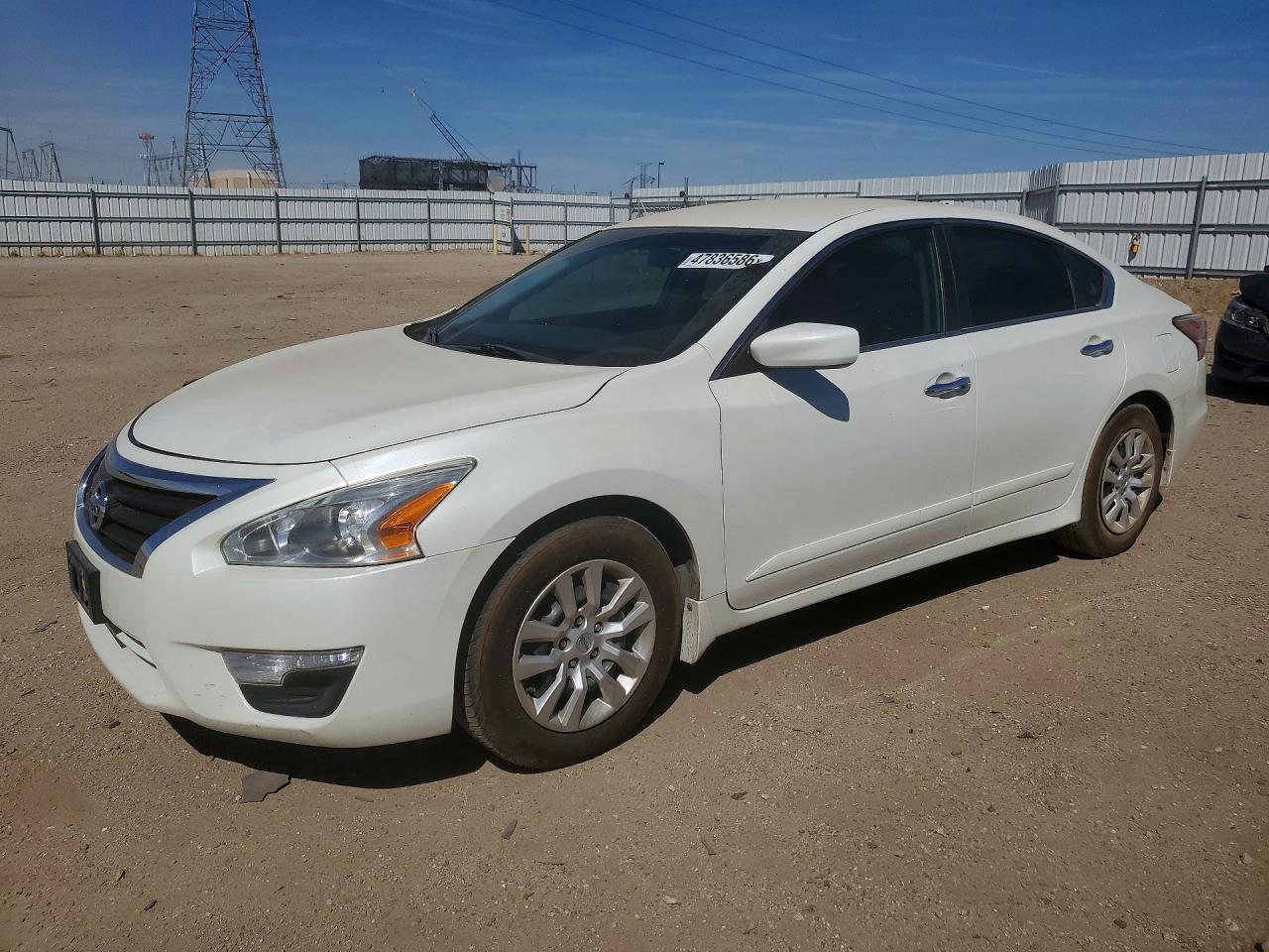 Salvage Nissan Altima Image