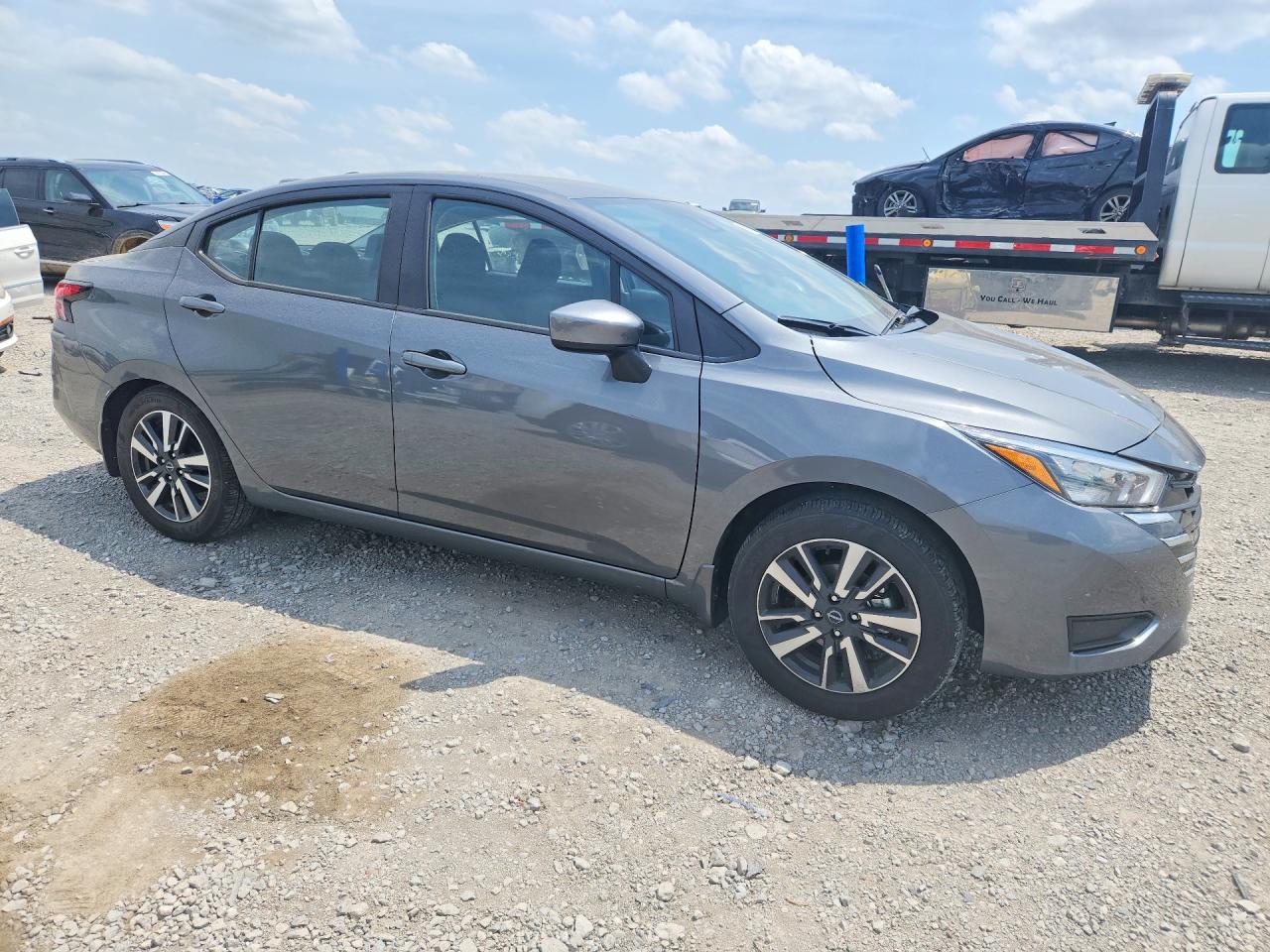 Nissan Versa Sv