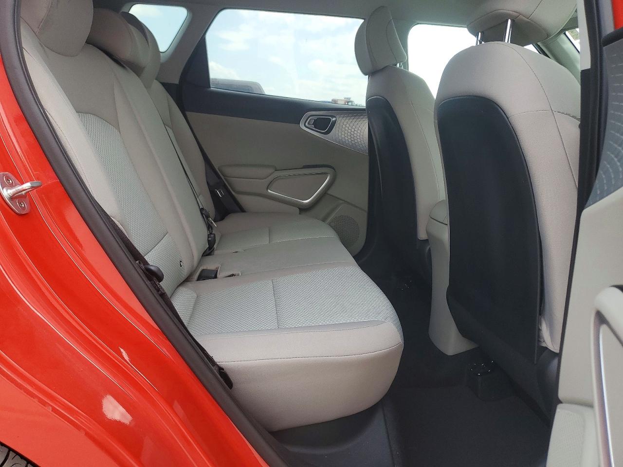 Kia Soul Lx