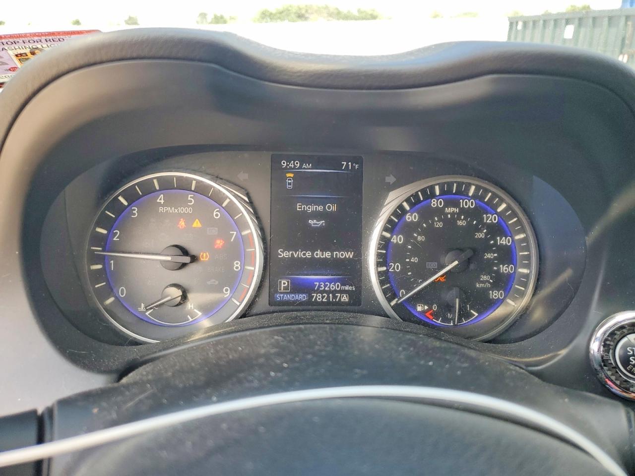 INFINITI Q60 3.0t Luxe