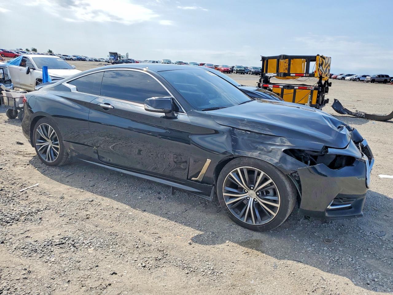 INFINITI Q60 3.0t Luxe