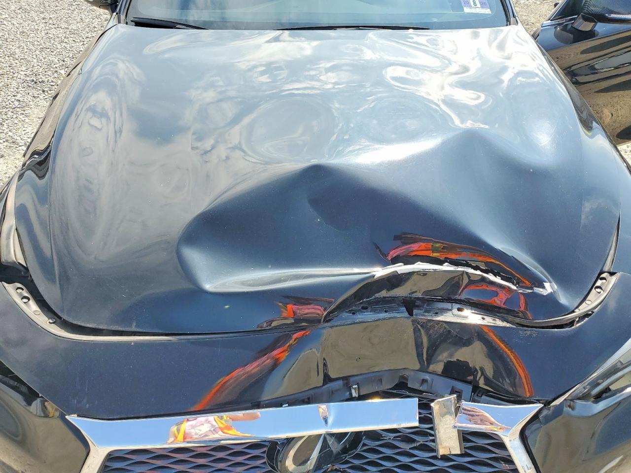INFINITI Q60 3.0t Luxe