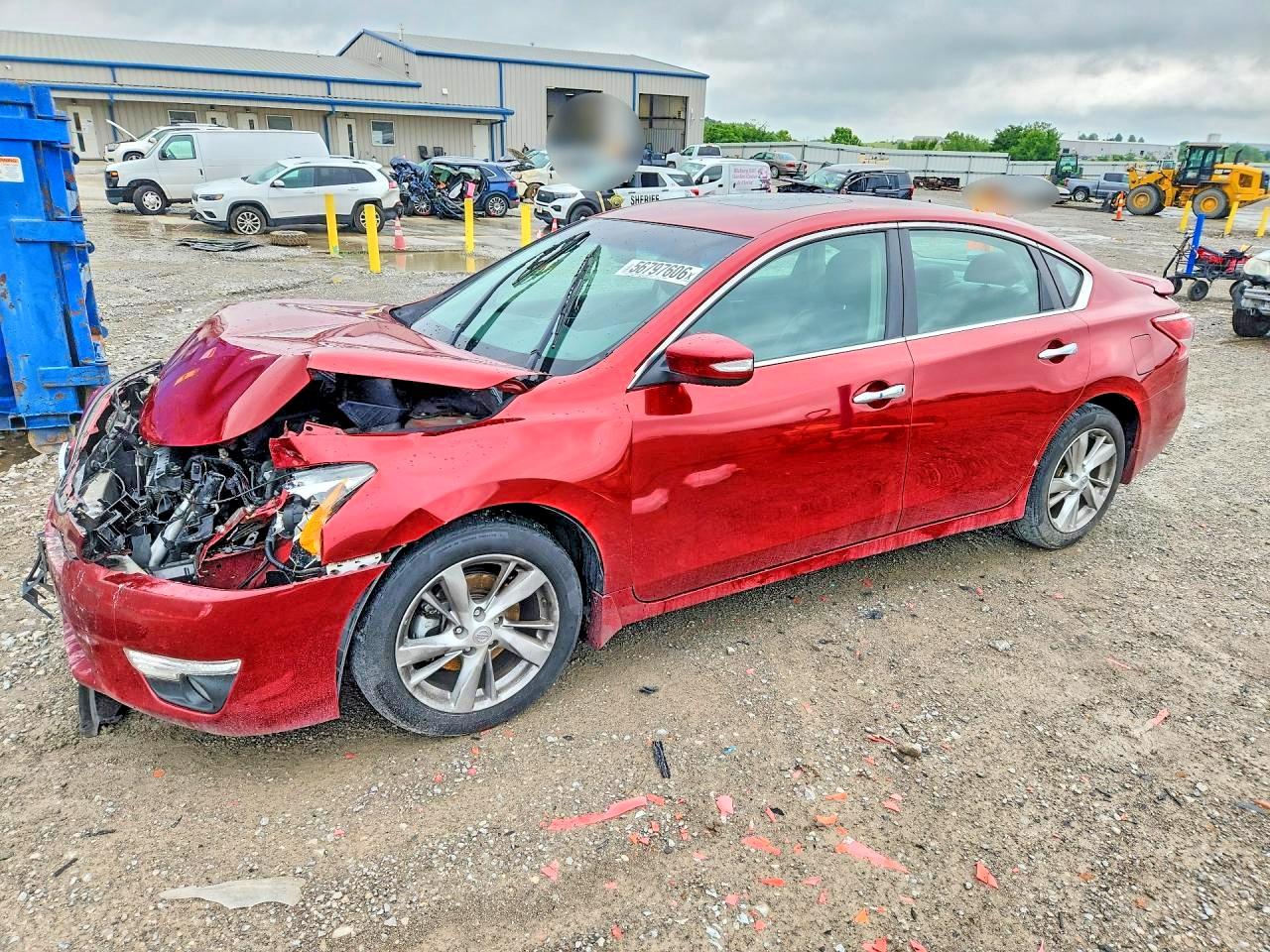 Salvage Nissan Altima Image