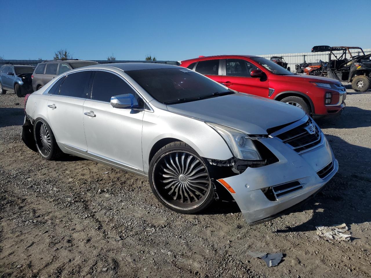 Cadillac XTS Luxury Collection