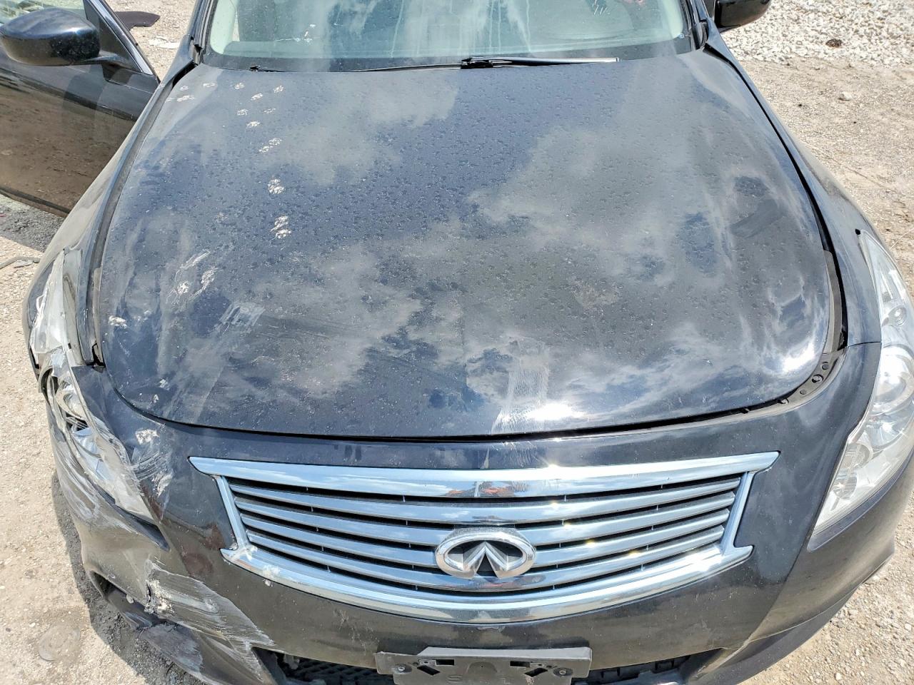 INFINITI G37 Journey