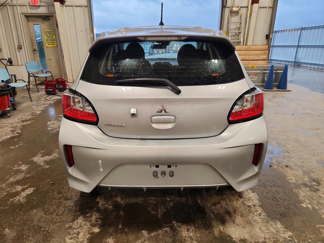Mitsubishi Mirage Es