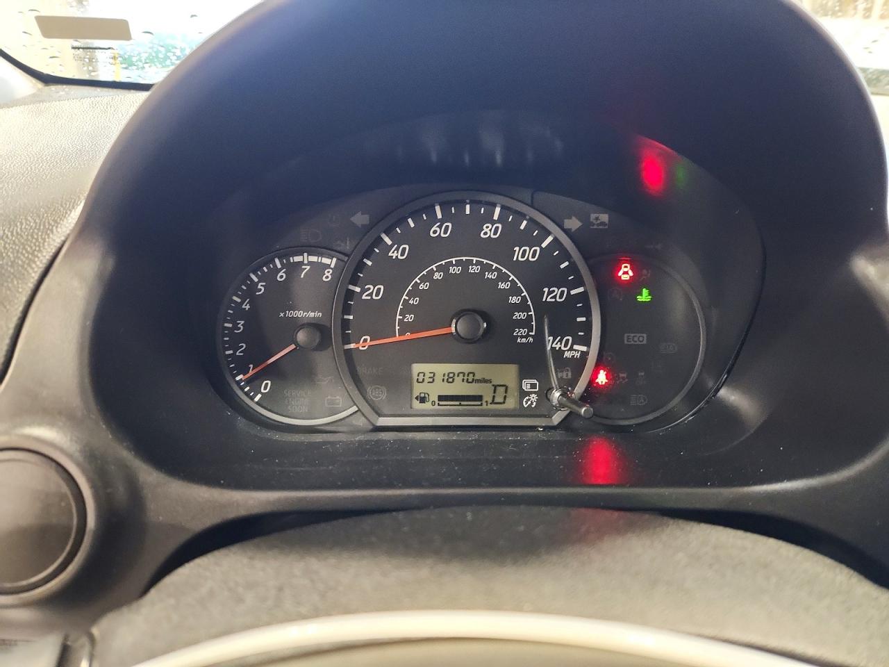 Mitsubishi Mirage Es