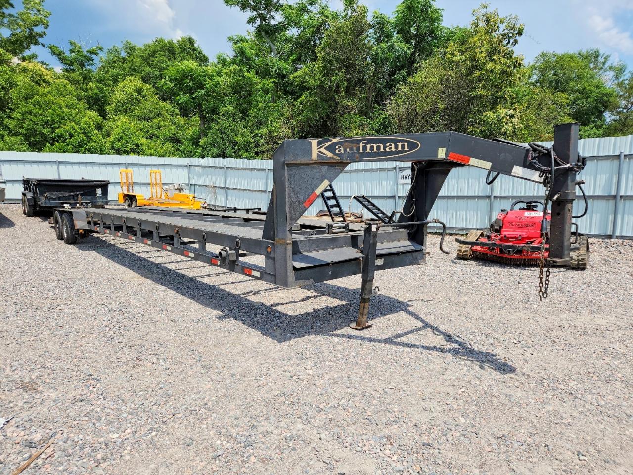 Salvage Kaufman Trailer Image