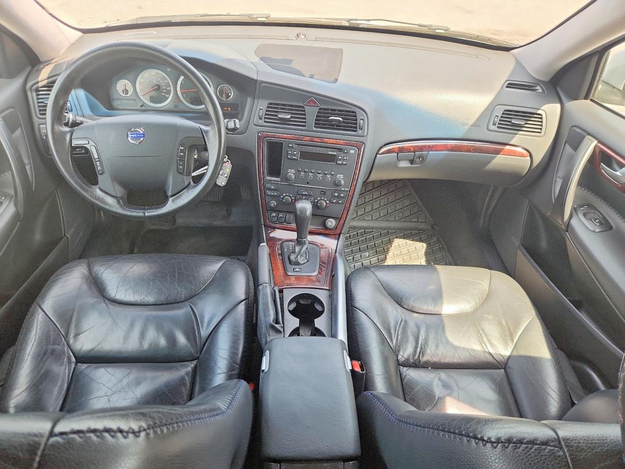 Volvo XC70