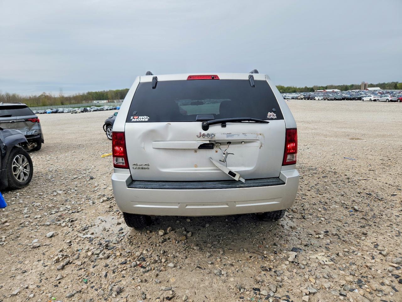 Jeep Grand Cherokee Laredo