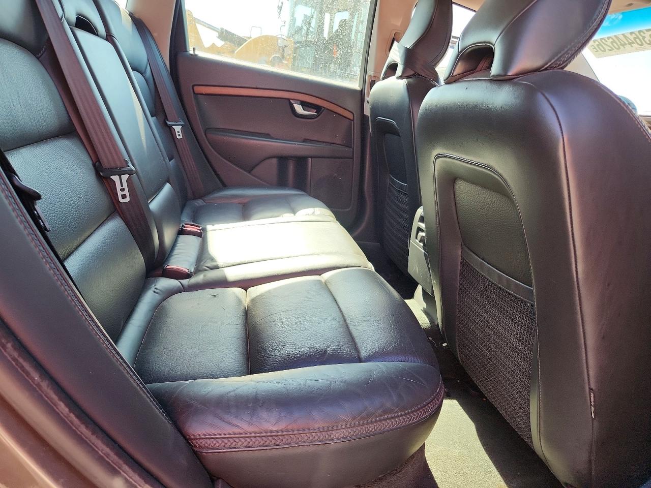 Volvo XC70 3.2