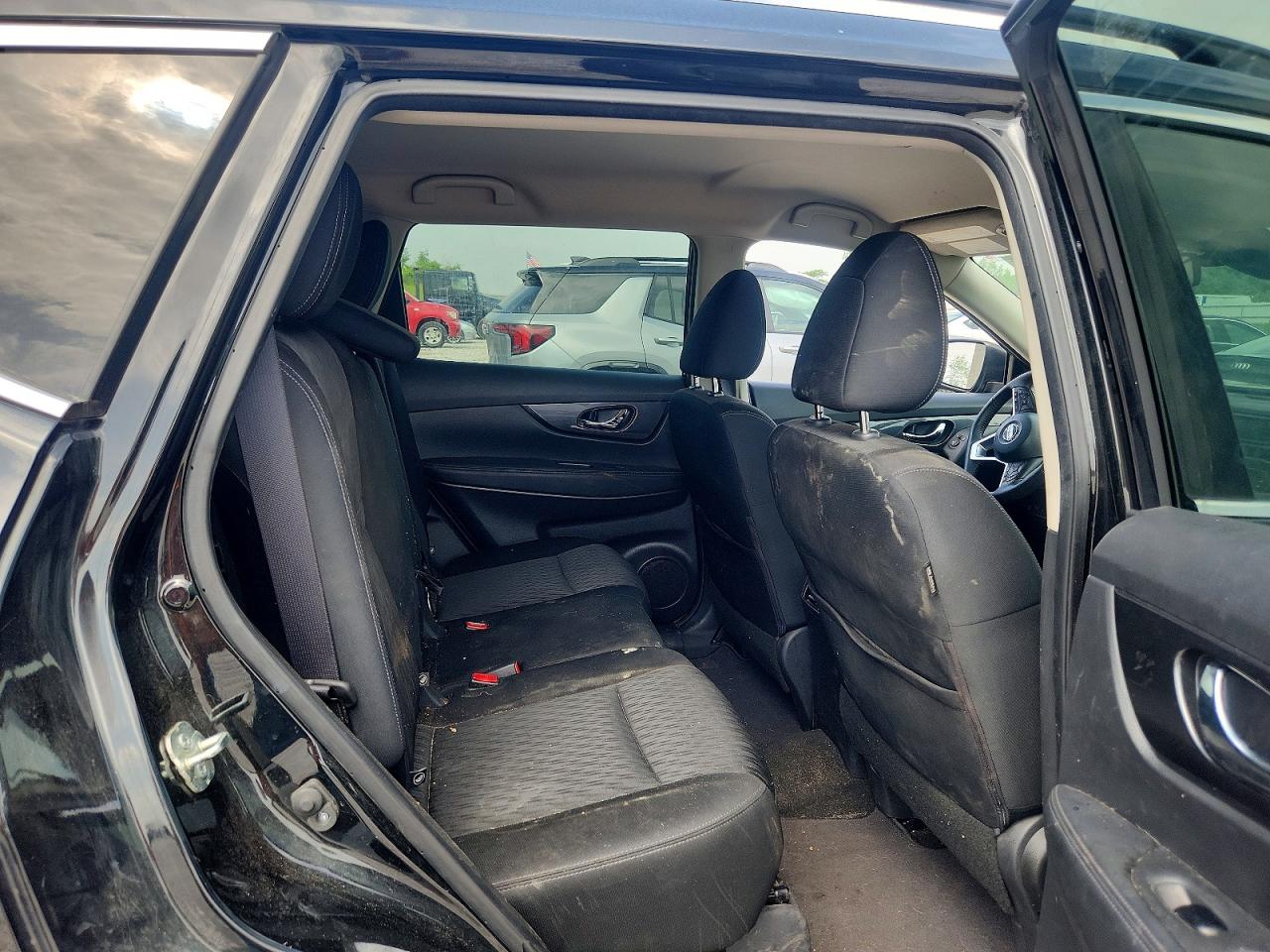 Nissan Rogue Sv