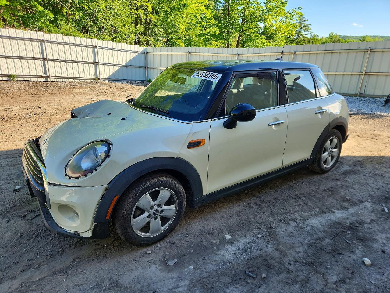 Salvage MINI Cooper Image
