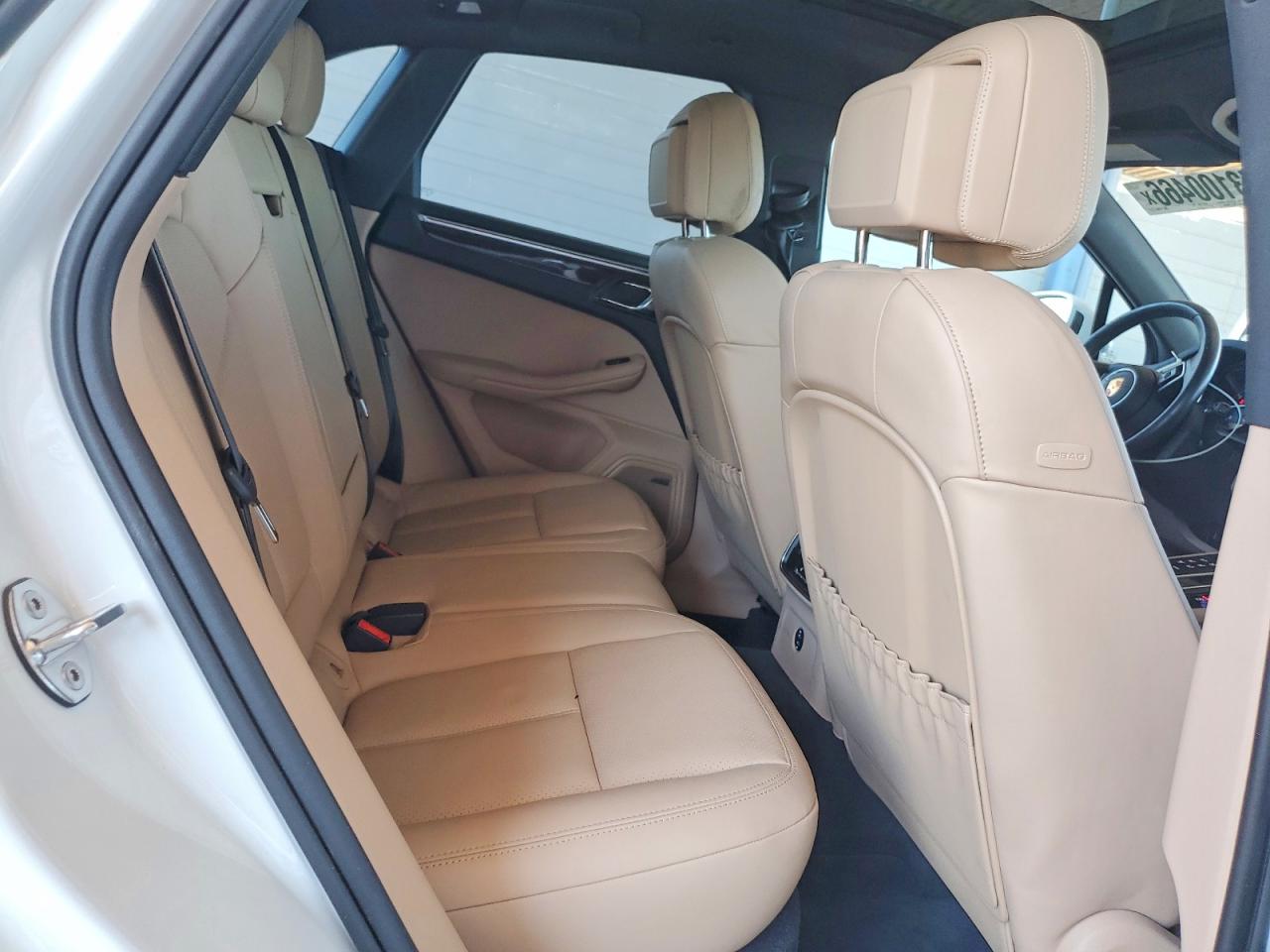 Porsche Macan Base Base