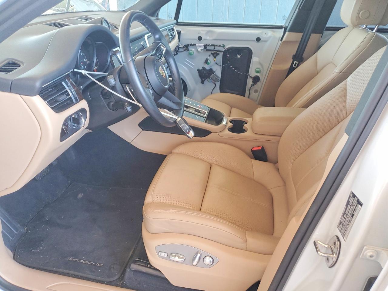 Porsche Macan Base Base