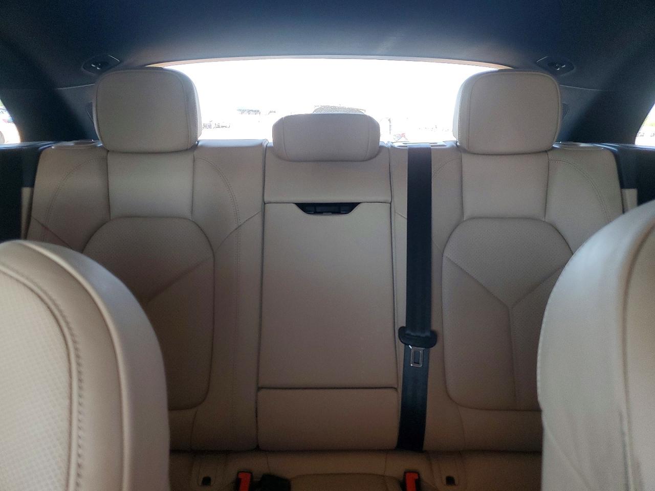 Porsche Macan Base Base