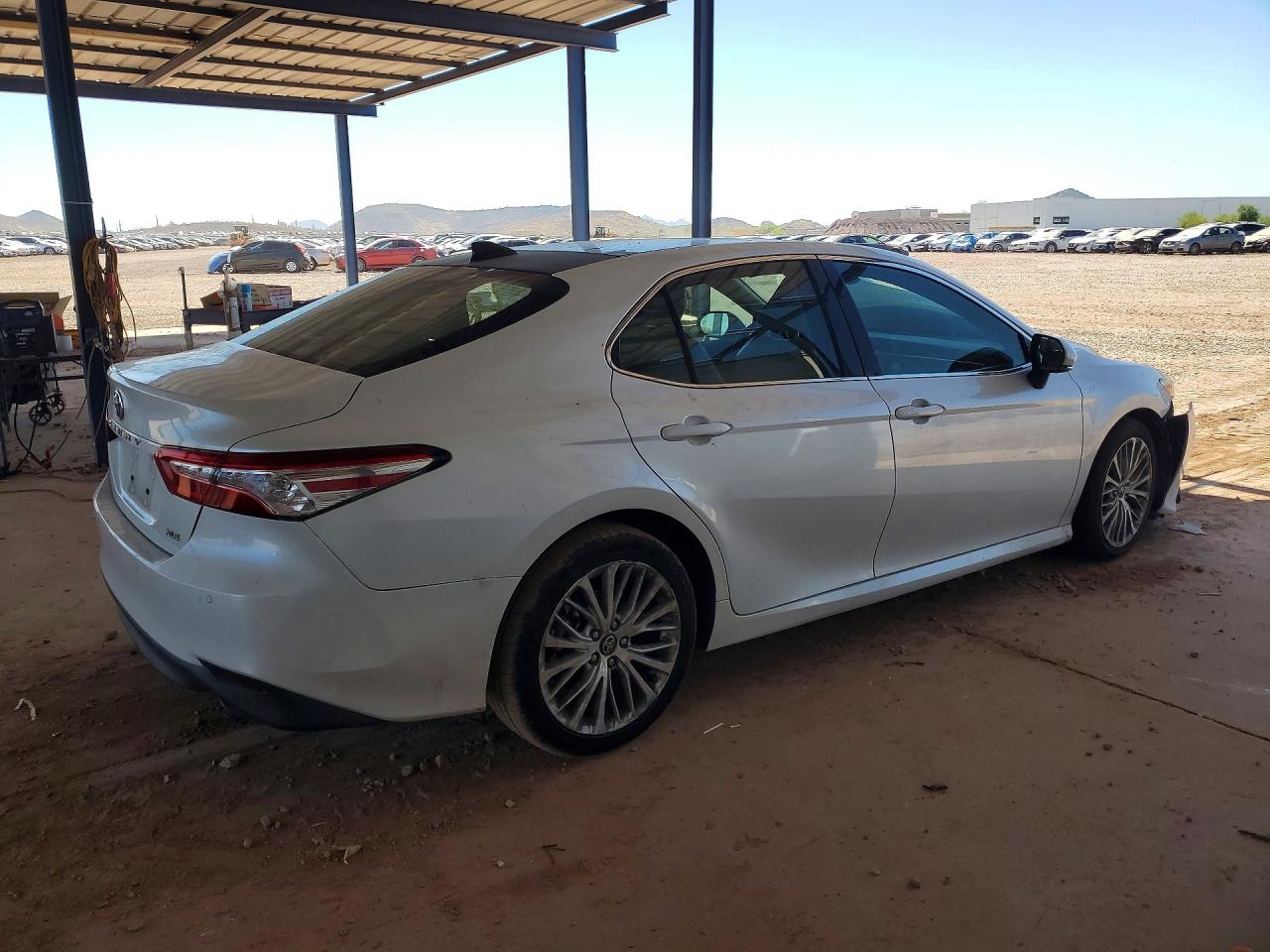 Toyota Camry Xle V6