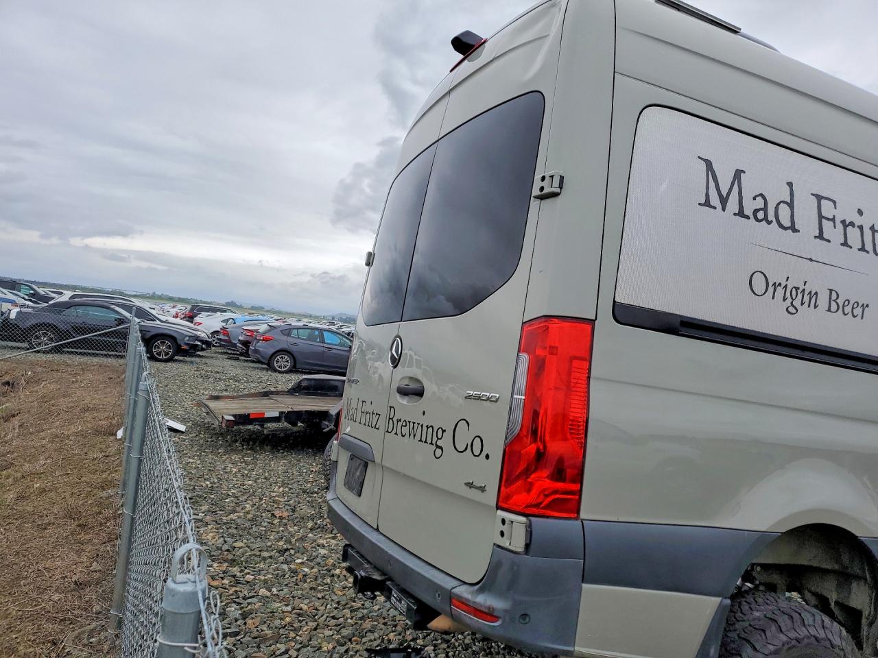 Mercedes-Benz Sprinter 2500