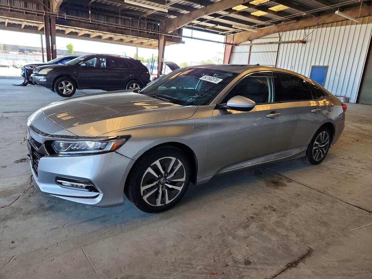 Salvage Honda Accord Image