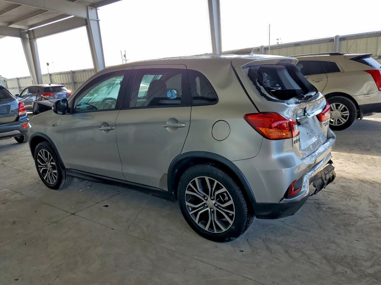 Mitsubishi Outlander Es