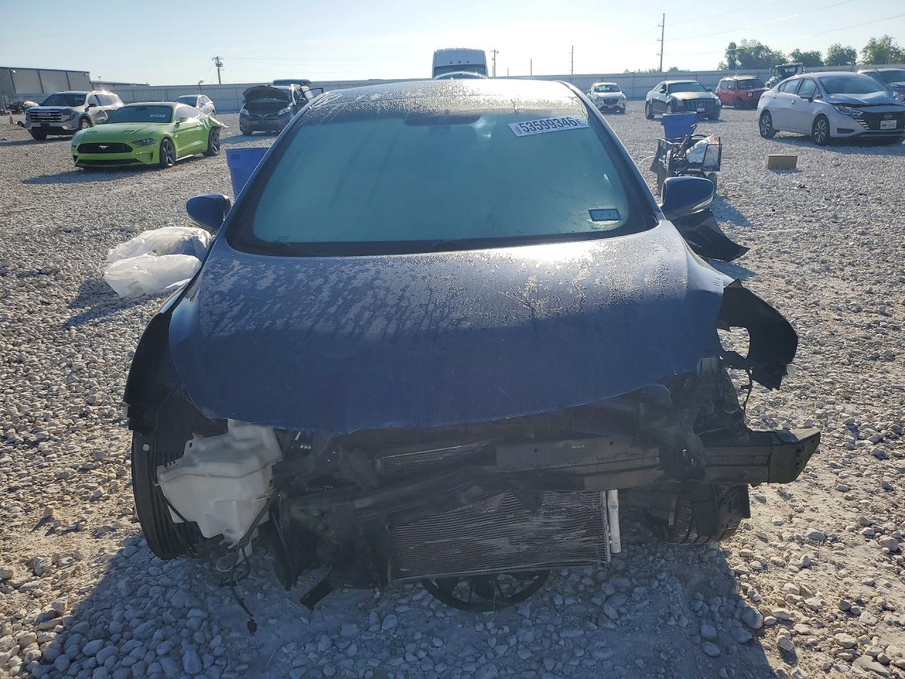 Hyundai ELANTRA Base