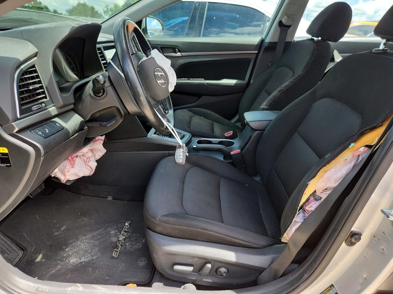 Hyundai ELANTRA Value Edition