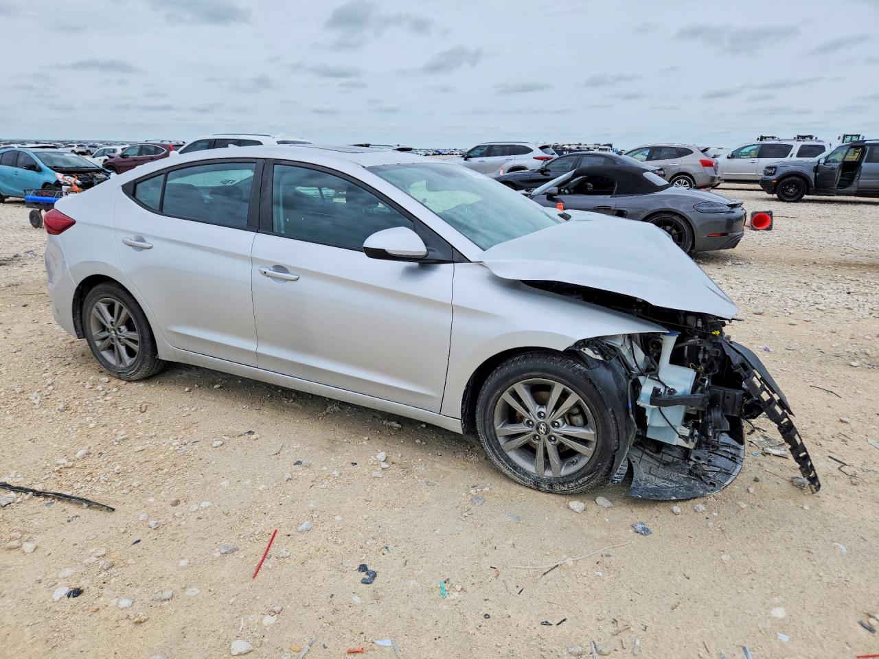 Hyundai ELANTRA Value Edition