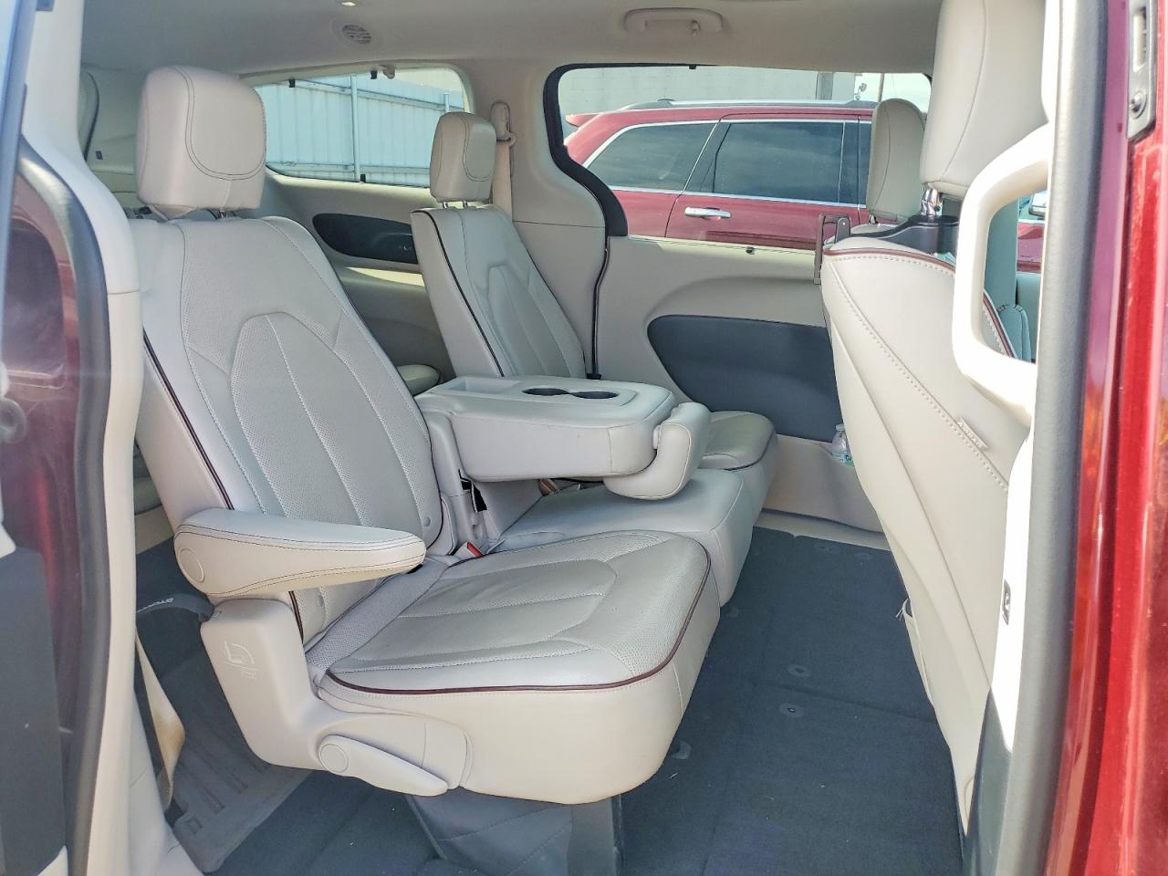Chrysler Pacifica Limited