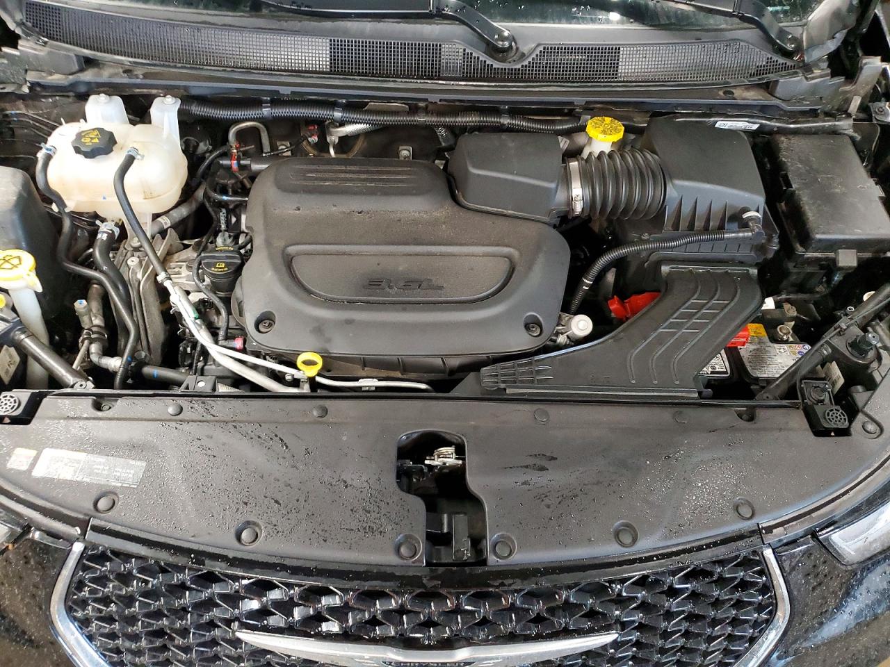 Chrysler Pacifica Select