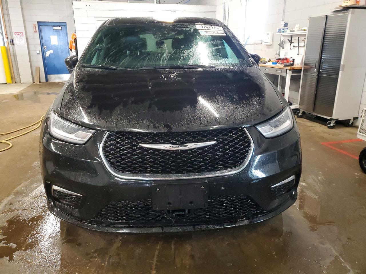 Chrysler Pacifica Select