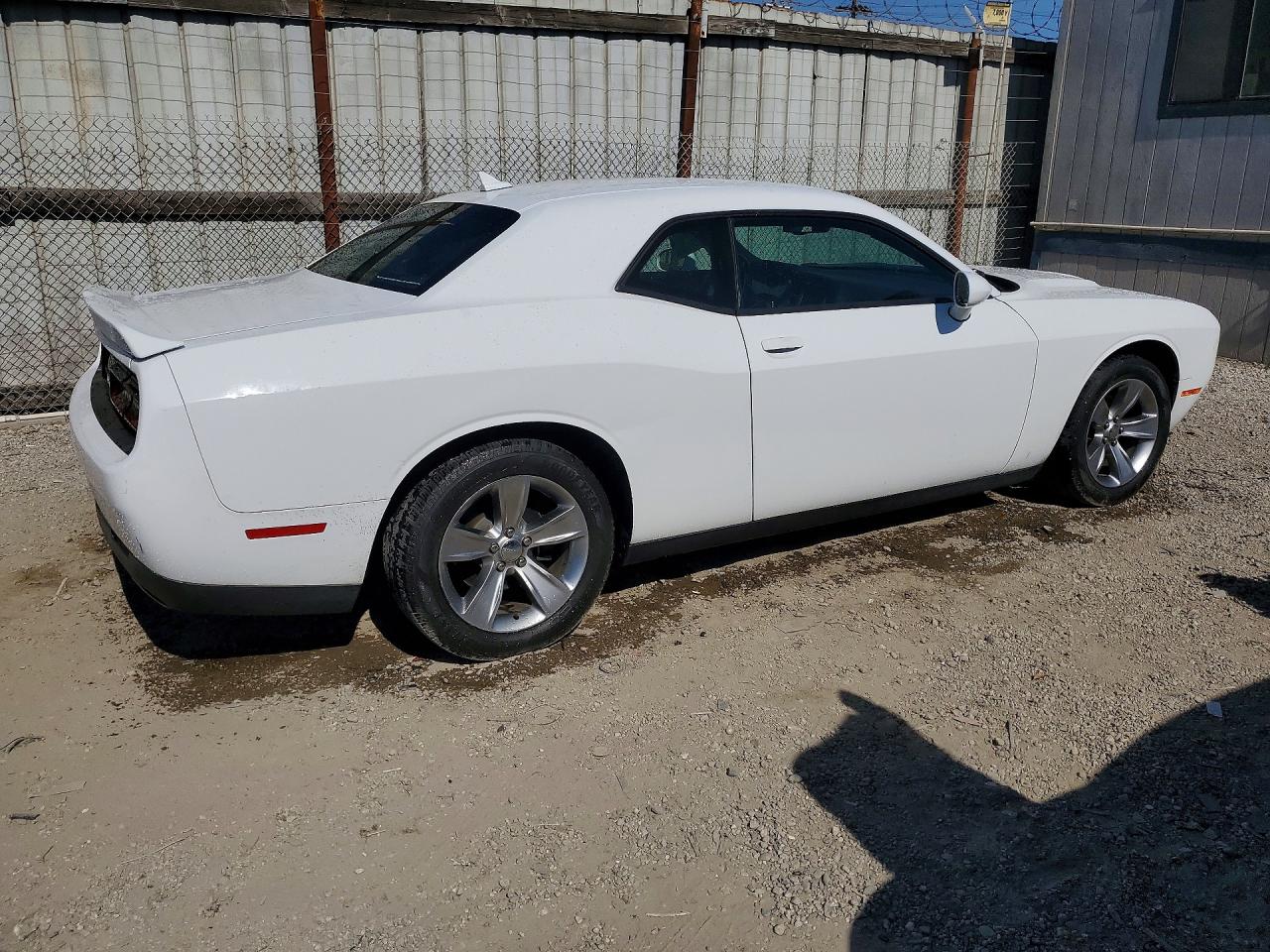 Dodge Challenger Sxt