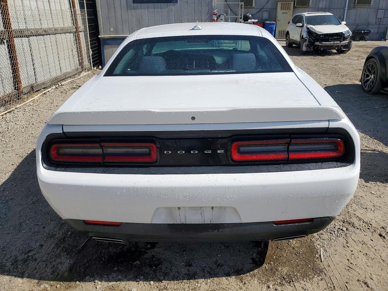 Dodge Challenger Sxt