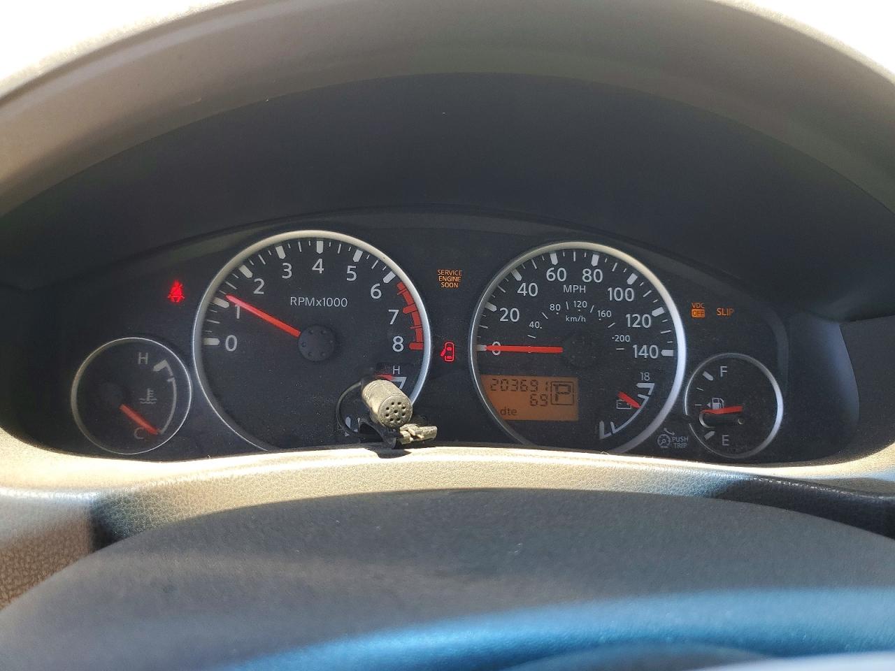Nissan Pathfinder S