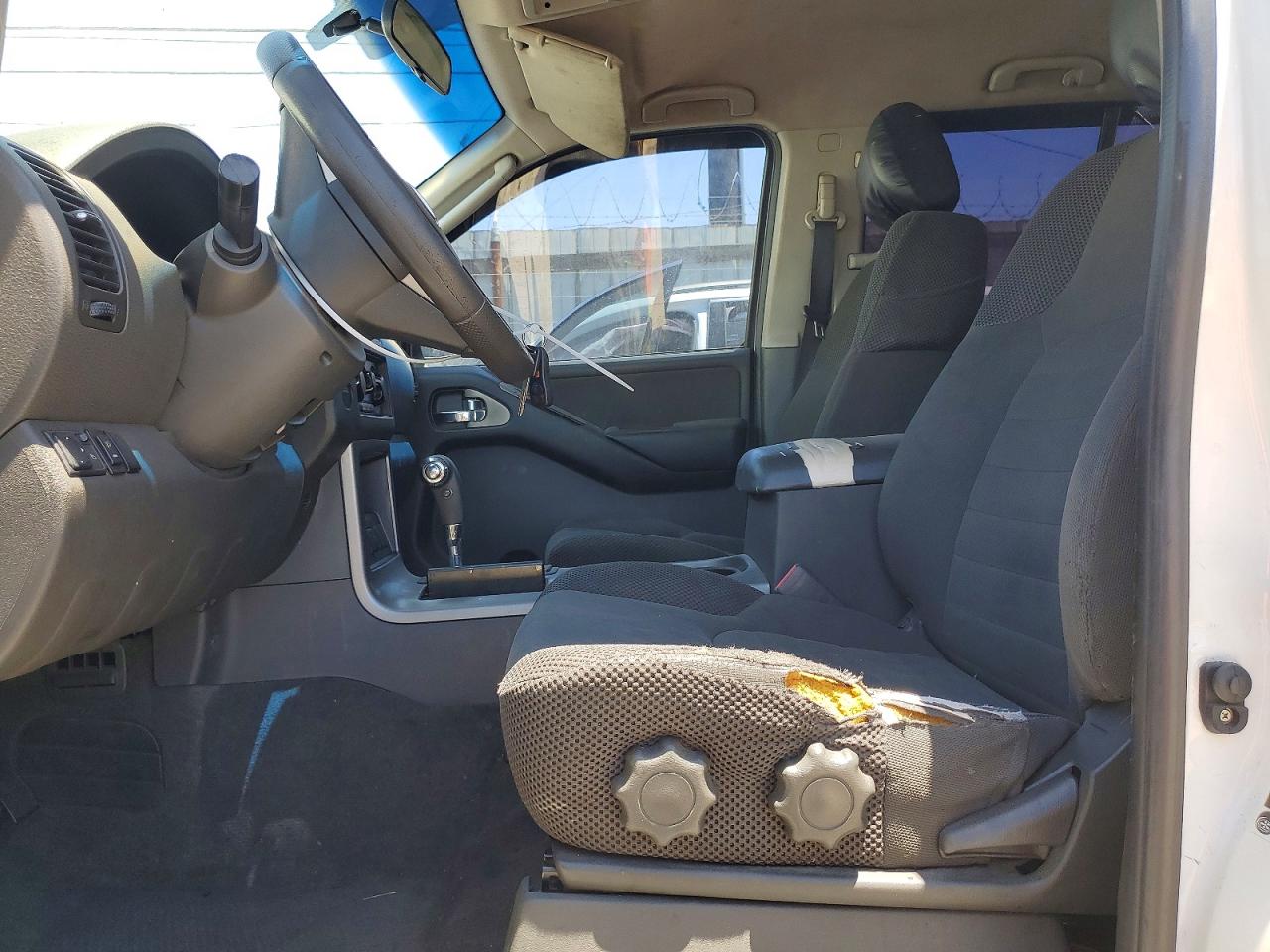 Nissan Pathfinder S