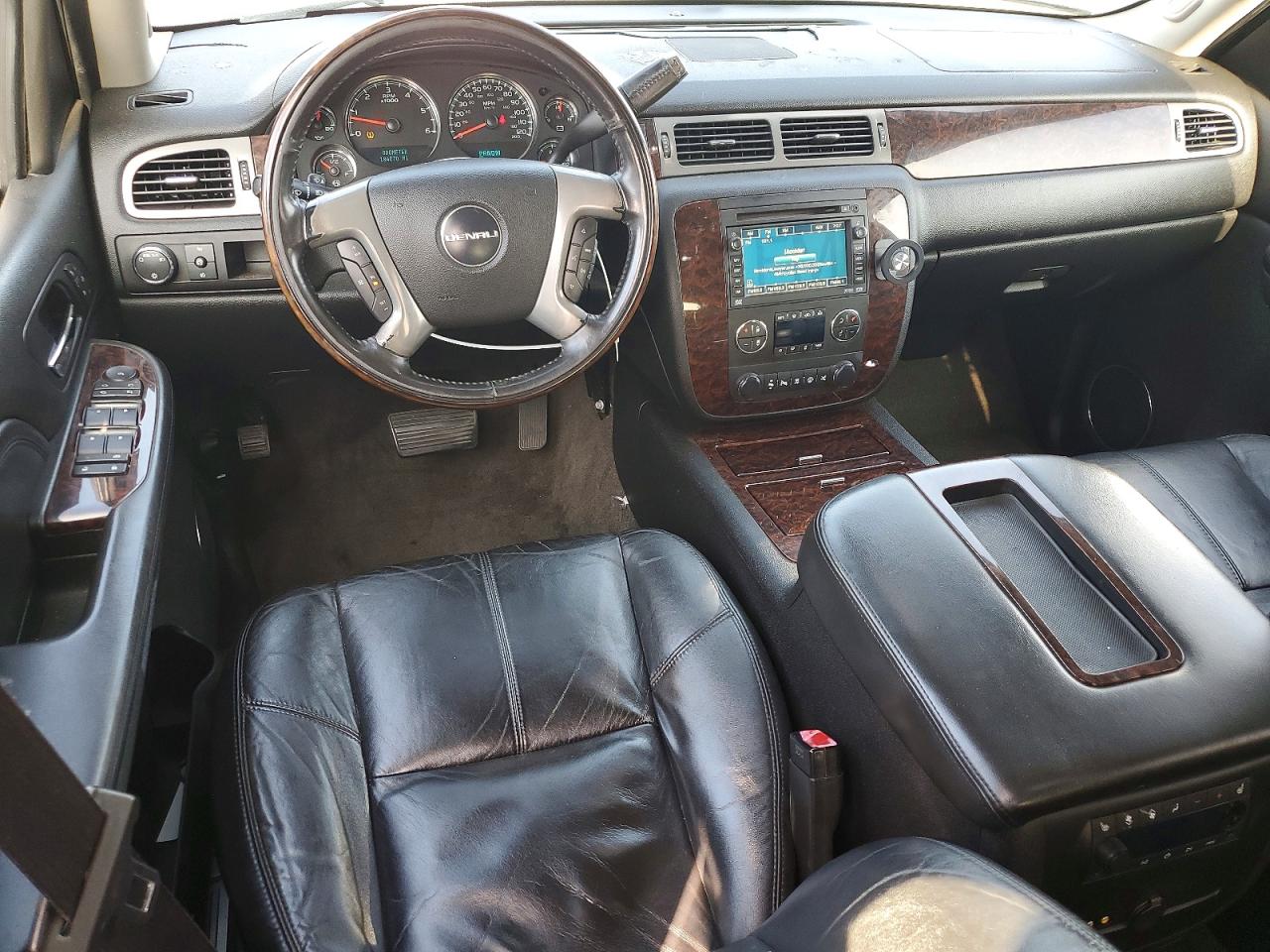 GMC Yukon Denali