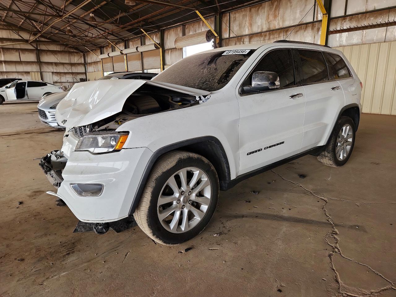 Salvage Jeep Cherokee Image