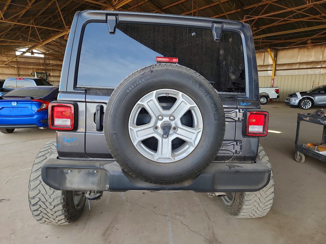 Jeep Wrangler Sport