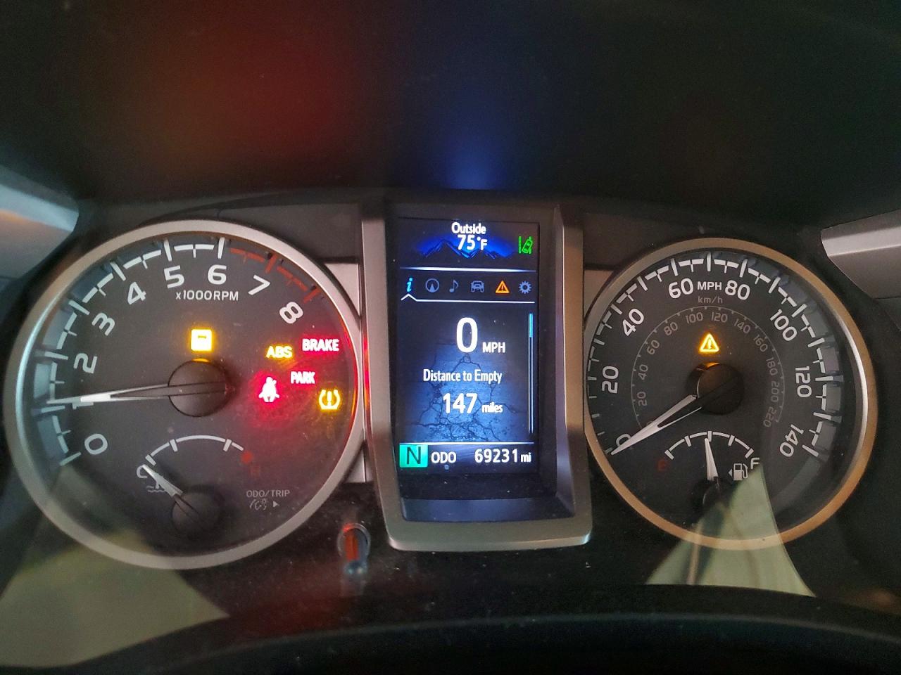 Toyota Tacoma Sr5 V6