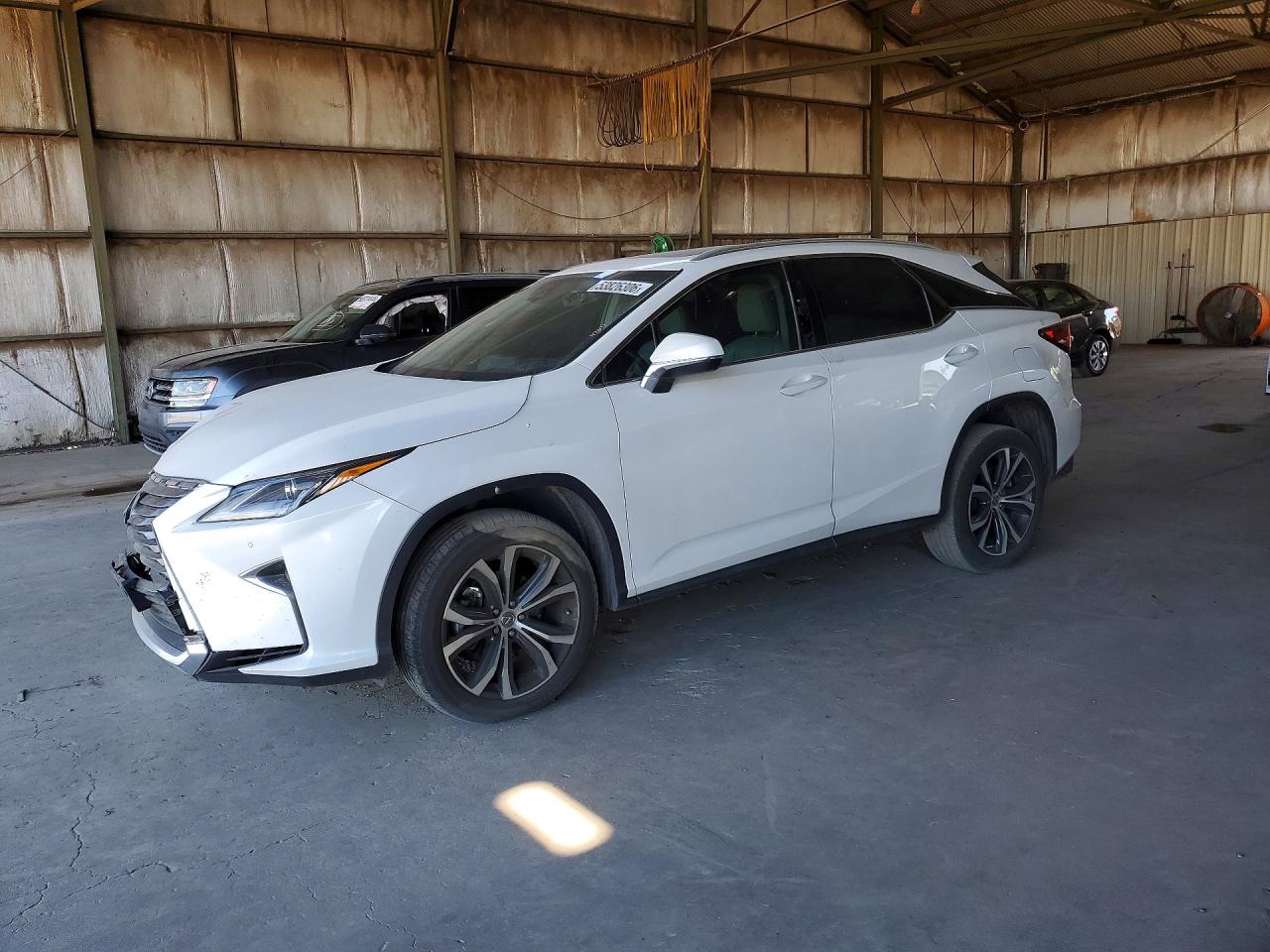 Salvage Lexus RX Image